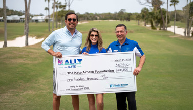 Trailer Bridge Rallies Network to Shine a Light on Childhood Cancer Research
